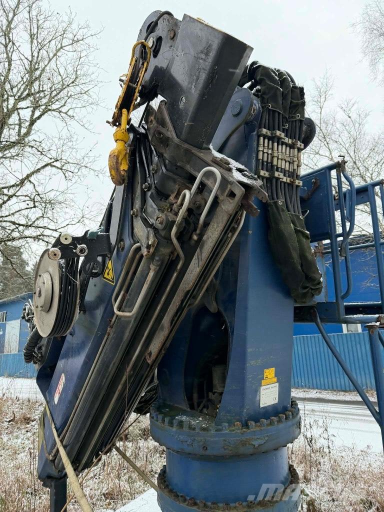 Palfinger PK 32000 Iekrāvēju krāni