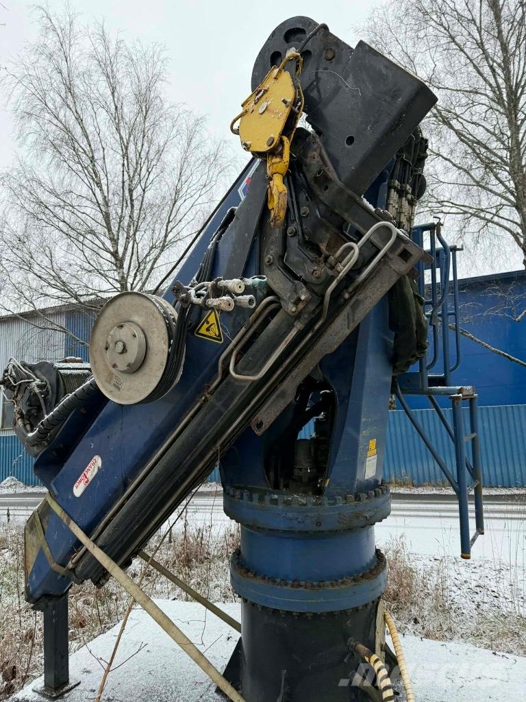 Palfinger PK 32000 Iekrāvēju krāni
