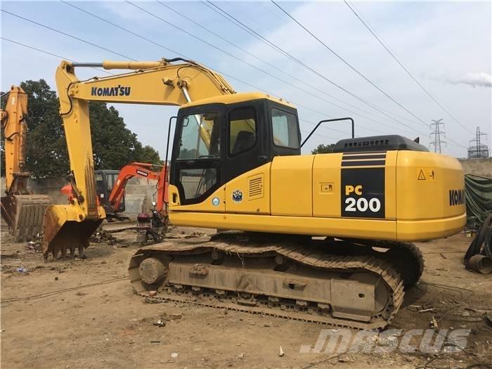 Komatsu PC 200-7 Kāpurķēžu ekskavatori