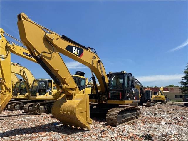 CAT 326D Kāpurķēžu ekskavatori