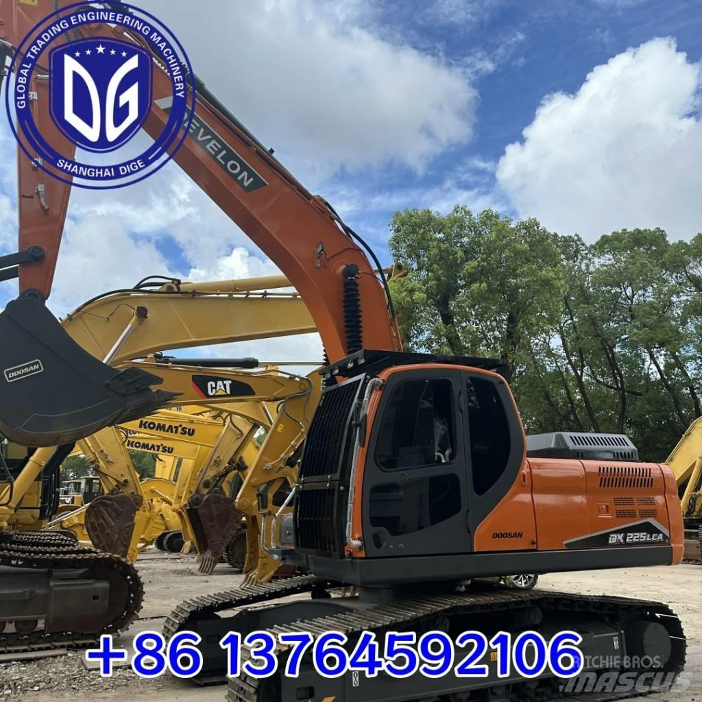 Doosan DX 225 LCA Kāpurķēžu ekskavatori