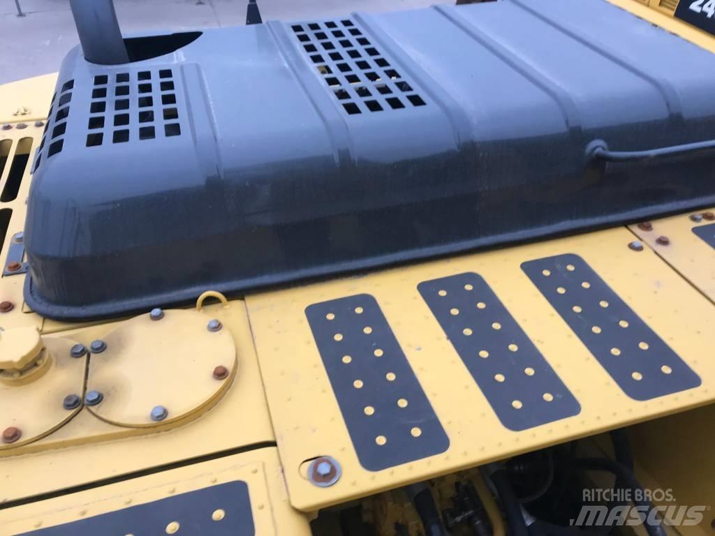 Komatsu PC 220-8 Kāpurķēžu ekskavatori