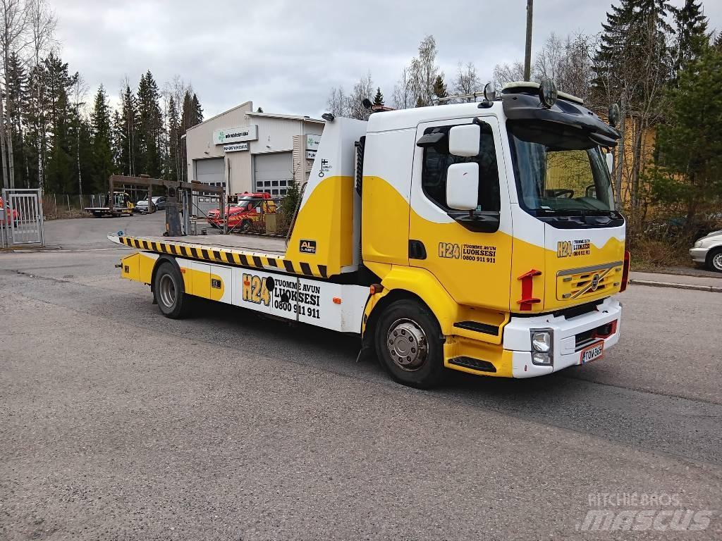 Volvo FLL42 Evakuators ar manipulatoru