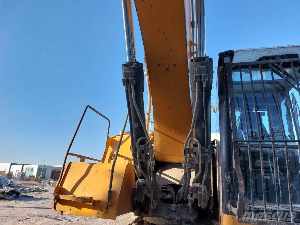 Liebherr R 946 Kāpurķēžu ekskavatori