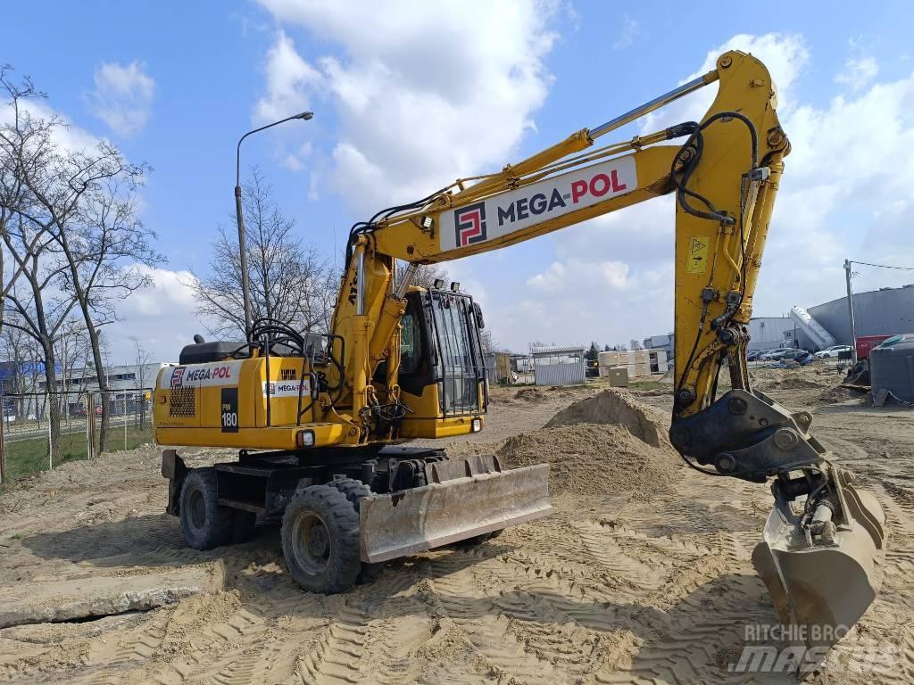 Komatsu PW180-7E0 Ekskavatori uz riteņiem