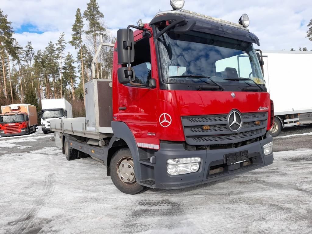 Mercedes-Benz Atego Platformas/izkraušana no sāniem