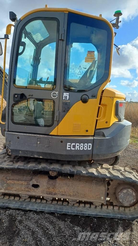 Volvo ECR88D Vidēja lieluma ekskavatori 7 t - 12 t