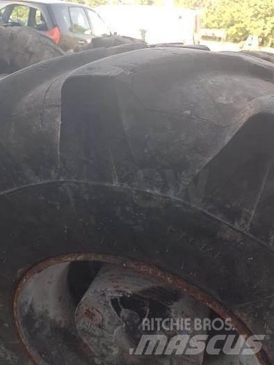 Michelin 18R19.5XF Riepas, riteņi un diski