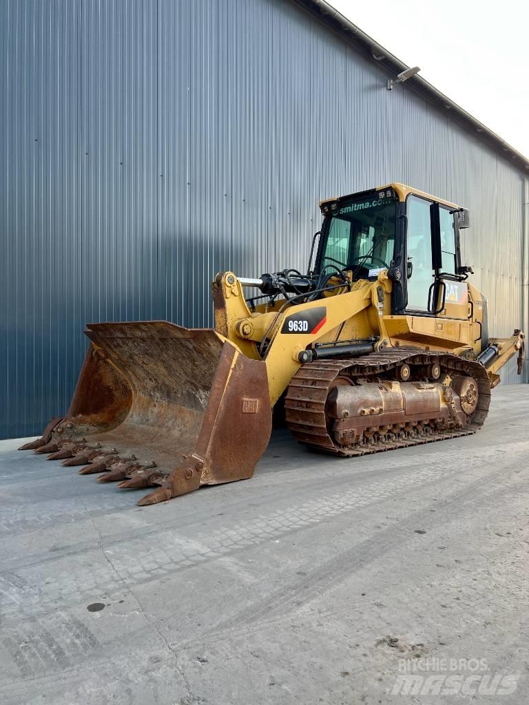 CAT 963D Kāpurķēžu iekrāvēji