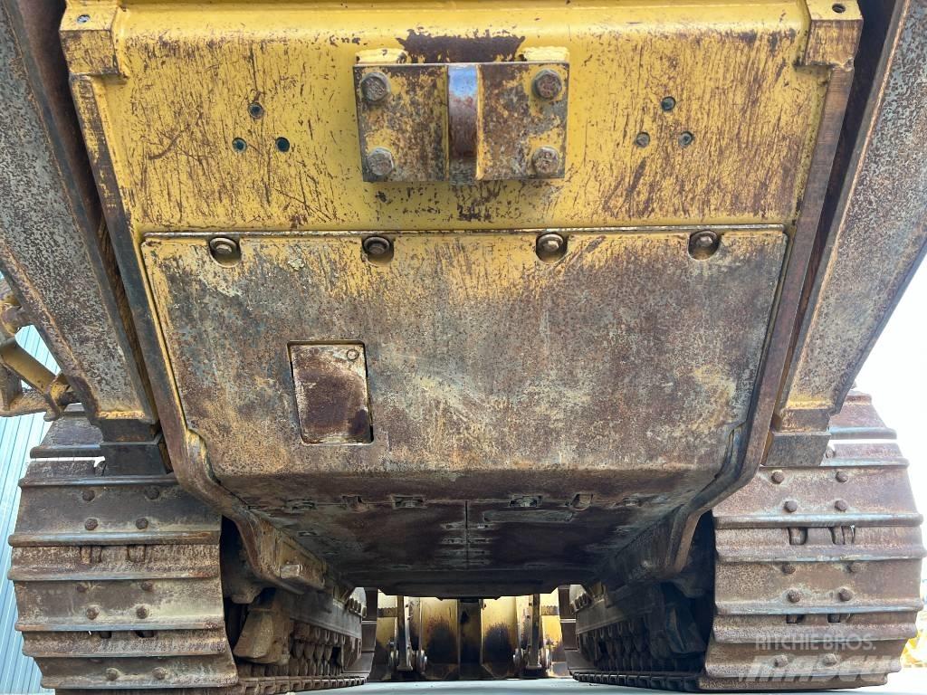 CAT 963D Kāpurķēžu iekrāvēji