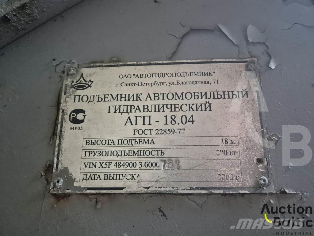 ZIL 433362 Pacēlāji uz automašīnas bāzes