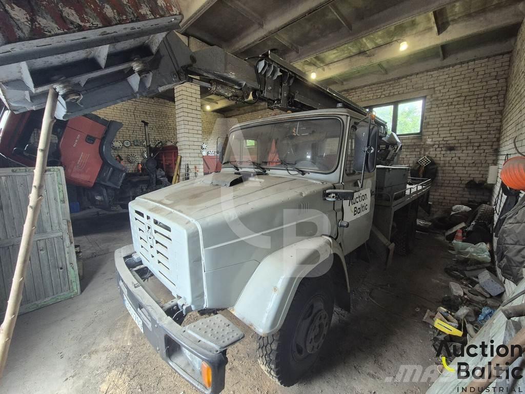 ZIL 433362 Pacēlāji uz automašīnas bāzes