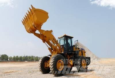 CAT 668D Iekrāvēji uz riteņiem