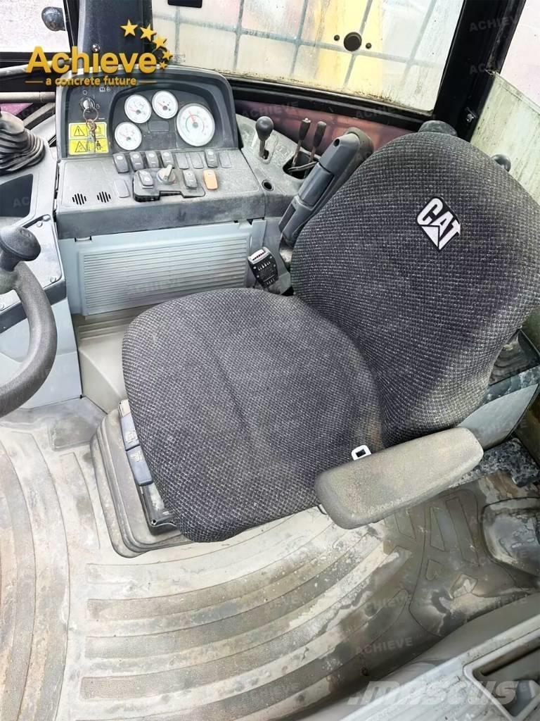 CAT 416 E Ekskavatori-iekrāvēji