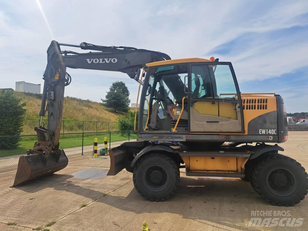 Volvo EW 140 C Ekskavatori uz riteņiem