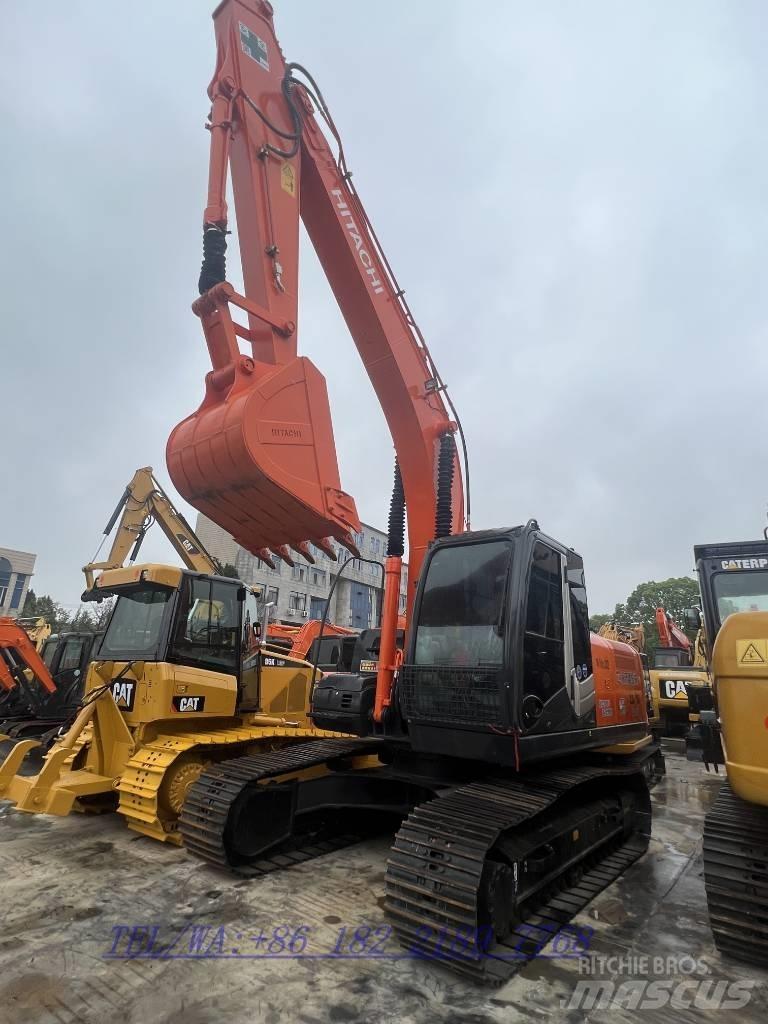 Hitachi ZX200 Kāpurķēžu ekskavatori
