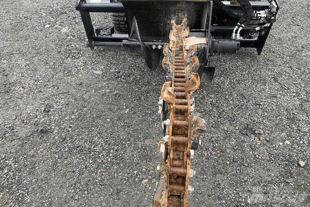 CAT T112 Lietoti riteņu kompaktiekrāvēji