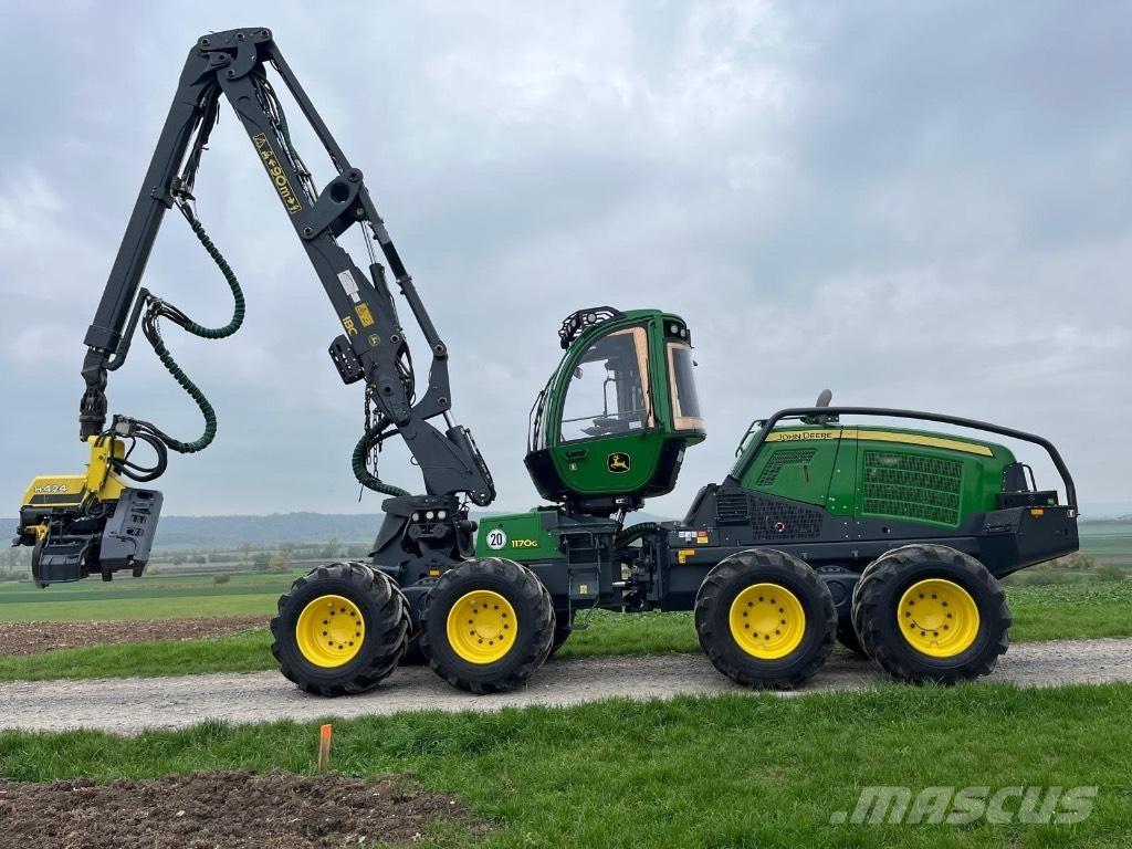 John Deere 1170G Harvesteri