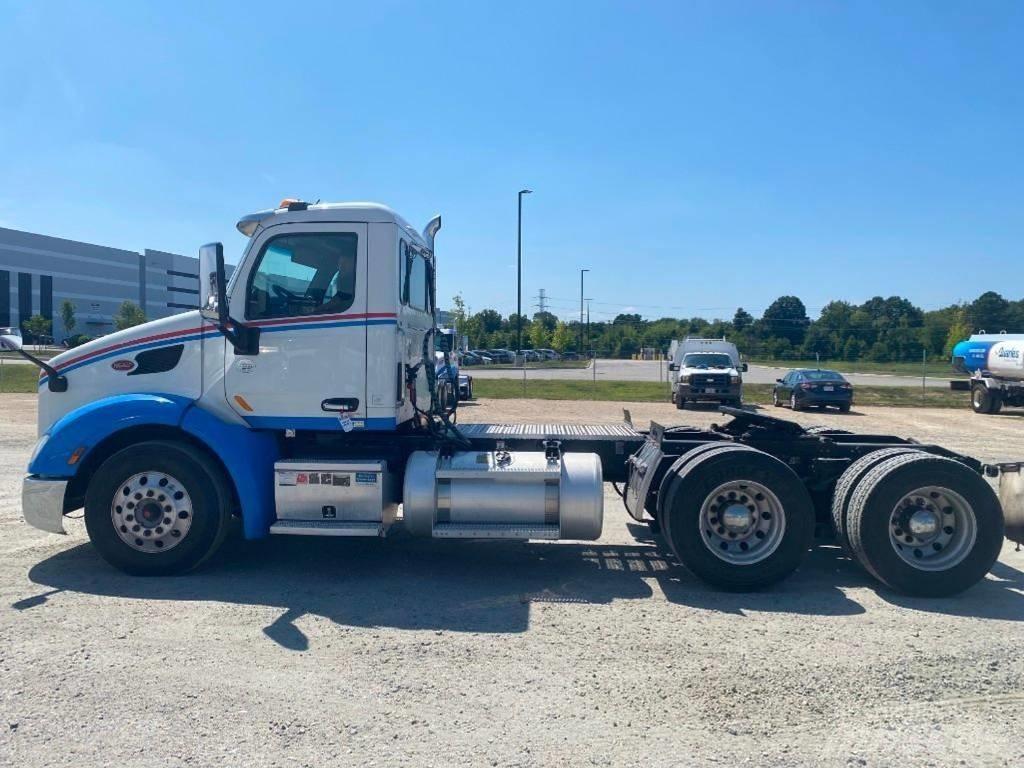Peterbilt 579 Vilcēji