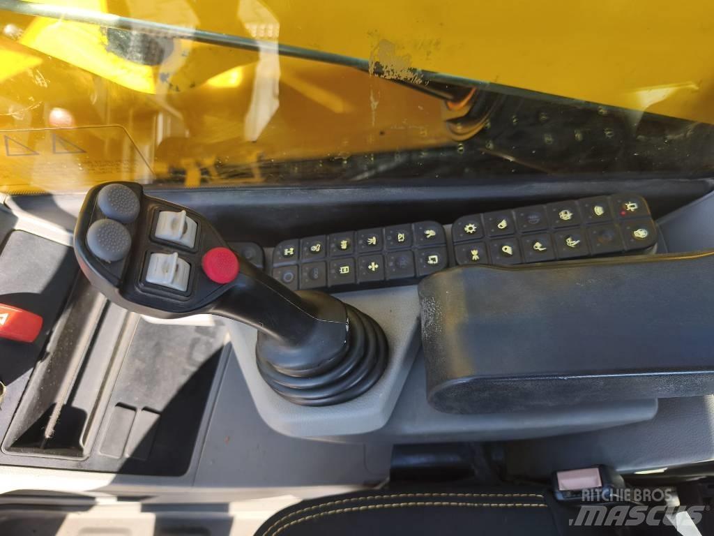 JCB 560-80 Teleskopiskie manipulatori