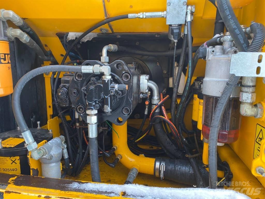 JCB JS 290 LC Kāpurķēžu ekskavatori