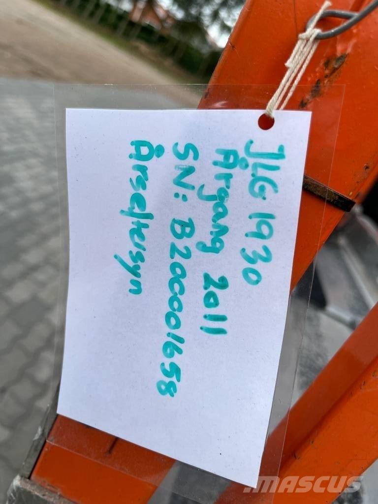 JLG 1930 ES Šķerveida pacēlāji