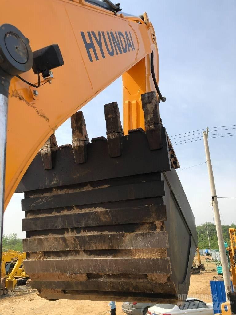 Hyundai 275VS Kāpurķēžu ekskavatori
