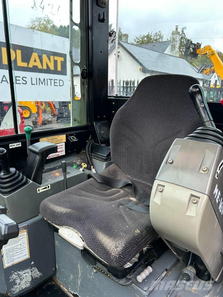 Takeuchi TB 23 R Mini ekskavatori < 7 t