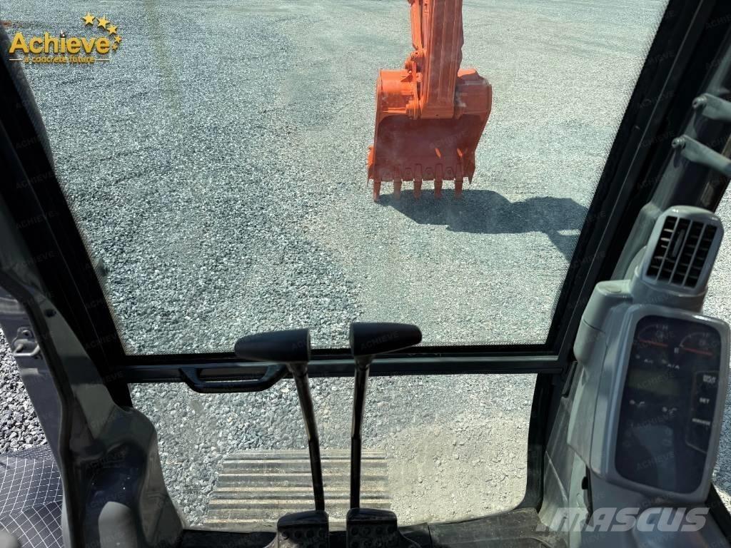 Hitachi ZX 210 Kāpurķēžu ekskavatori