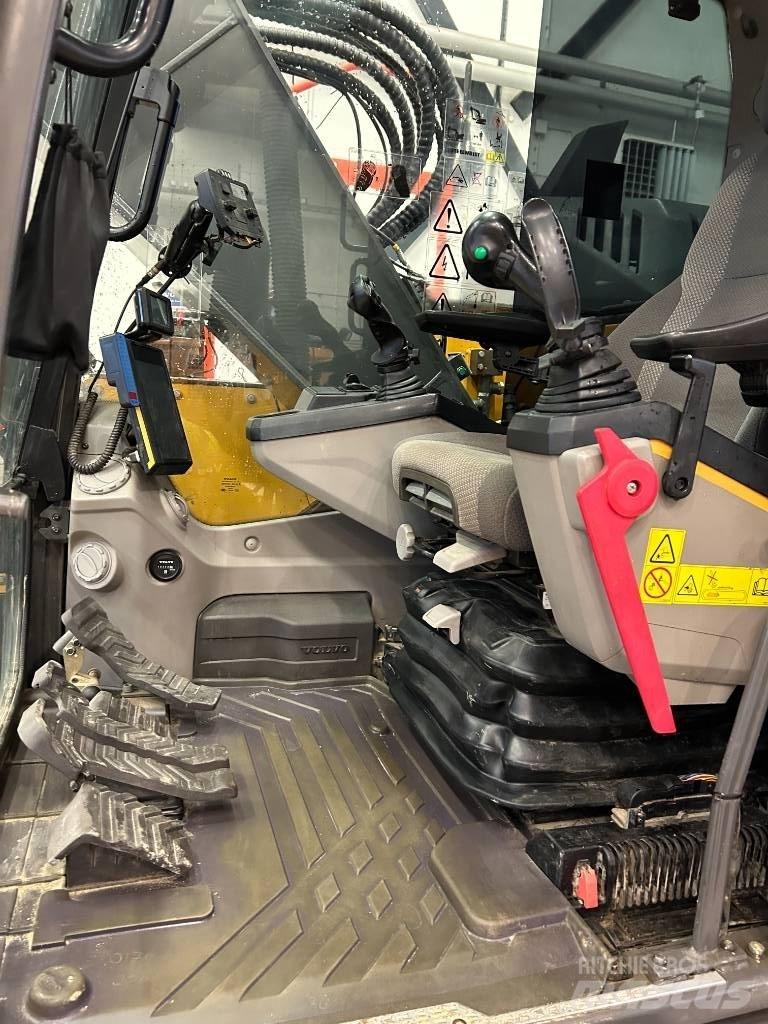 Volvo ECR 235 E Kāpurķēžu ekskavatori