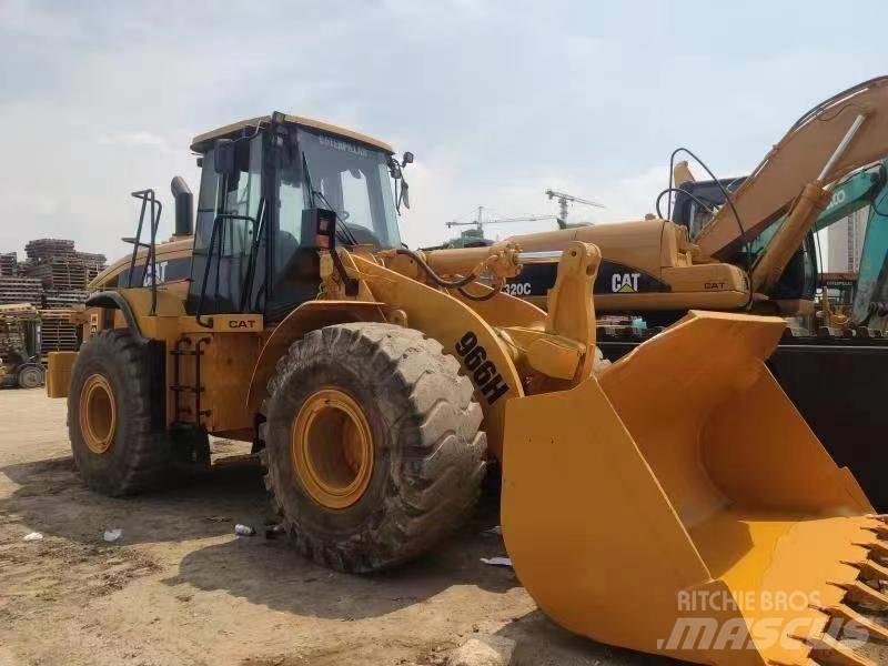 CAT 966h Iekrāvēji uz riteņiem