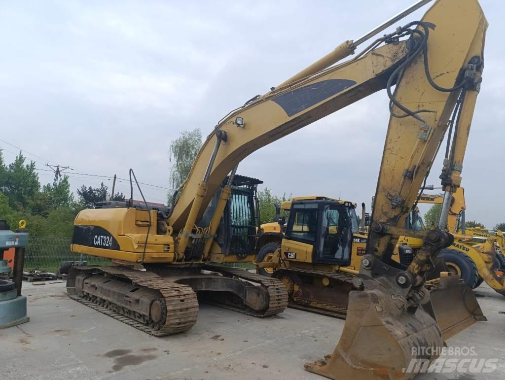 CAT 324 D Kāpurķēžu ekskavatori