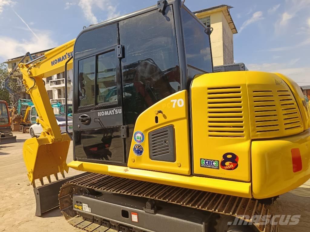 Komatsu PC 70-8 Kāpurķēžu ekskavatori