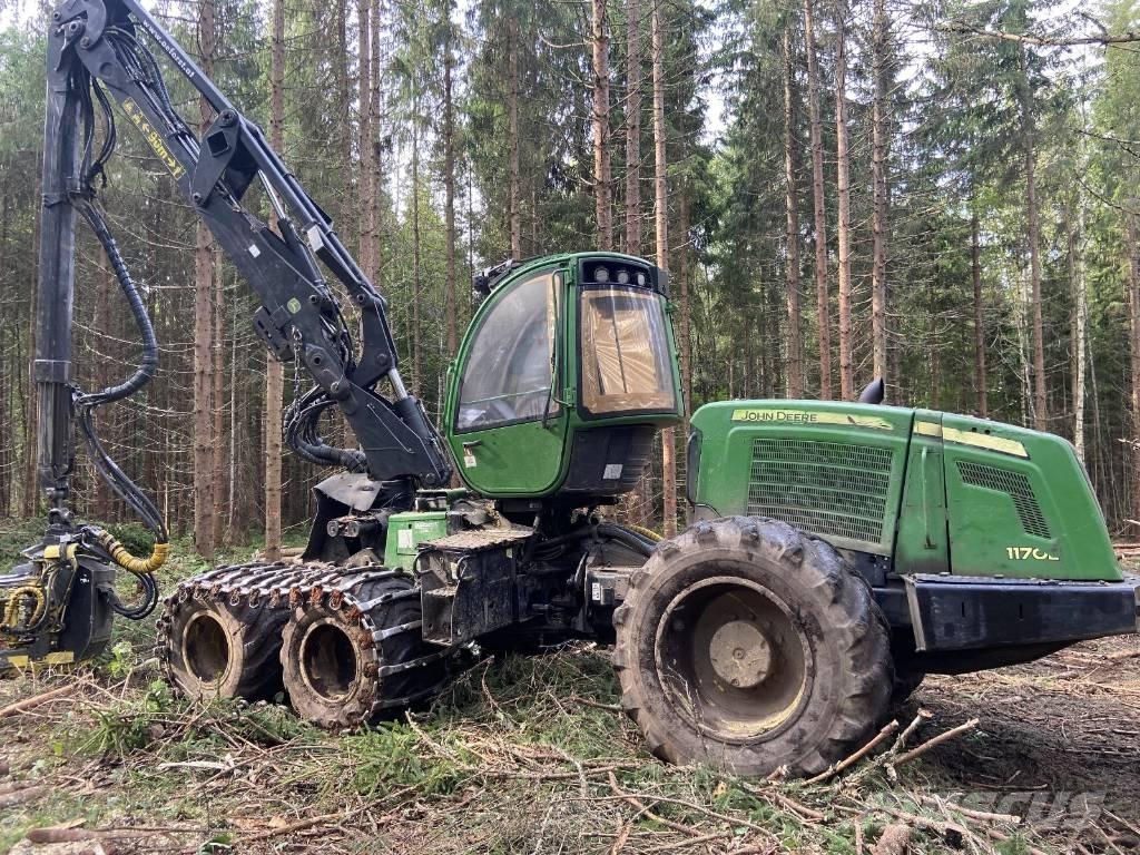 John Deere 1170 E Harvesteri