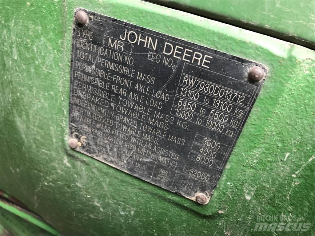 John Deere 7930 Traktori