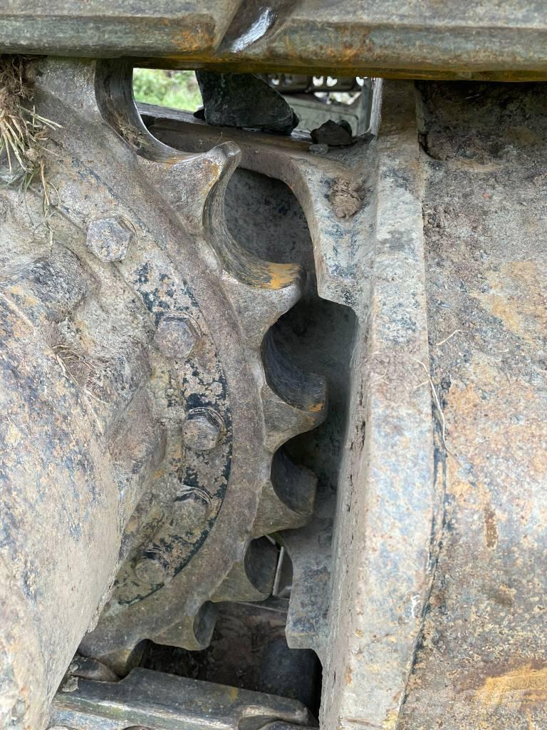 CAT 330 FL Kāpurķēžu ekskavatori