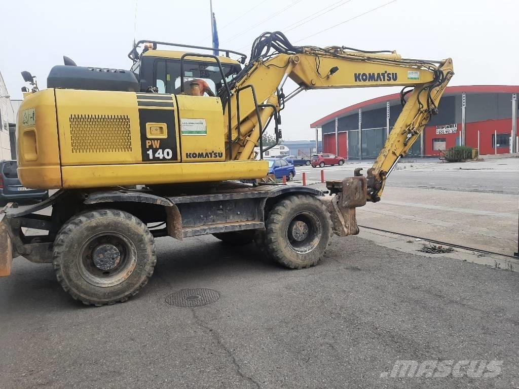 Komatsu PW 140-7 Ekskavatori uz riteņiem