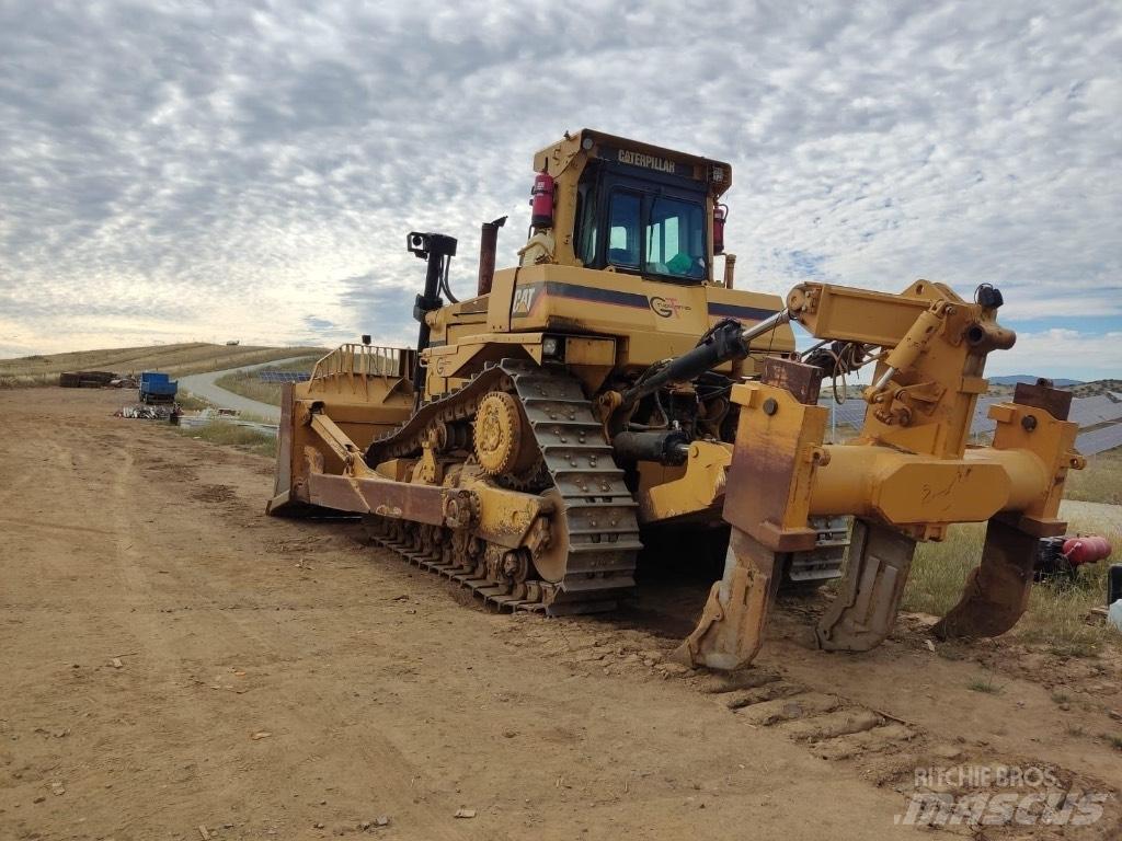 CAT D 9 R Kāpurķēžu buldozeri