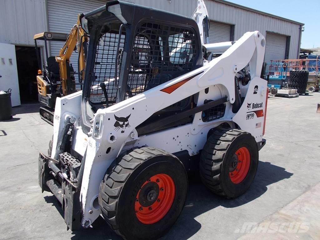 Bobcat S770 Lietoti riteņu kompaktiekrāvēji