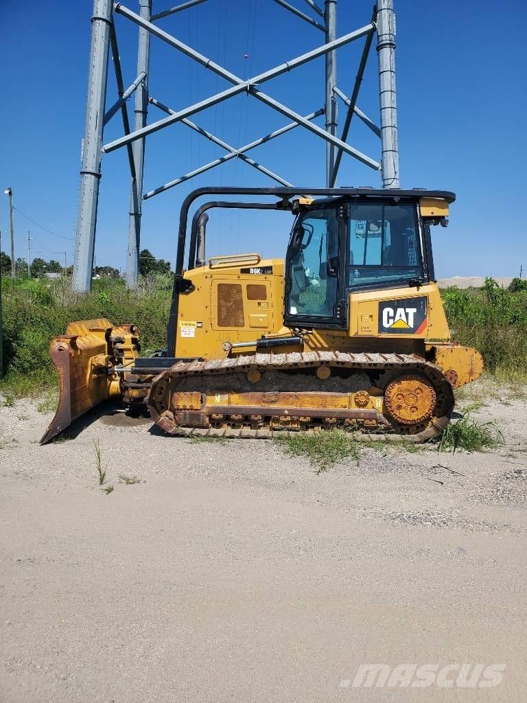 CAT D 6 K 2 LGP Kāpurķēžu buldozeri
