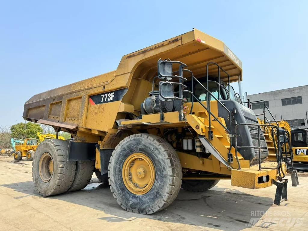 CAT 773 F Karjeras kravas automašīnas