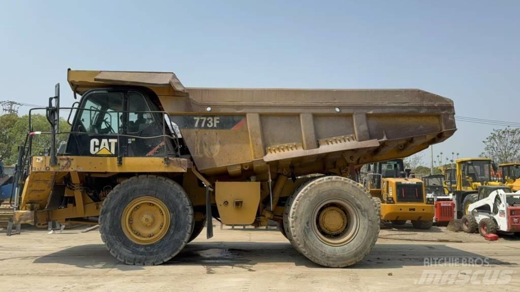 CAT 773 F Karjeras kravas automašīnas