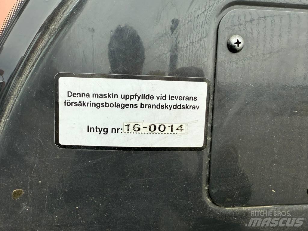 Hitachi ZX 300 LC-6 Kāpurķēžu ekskavatori
