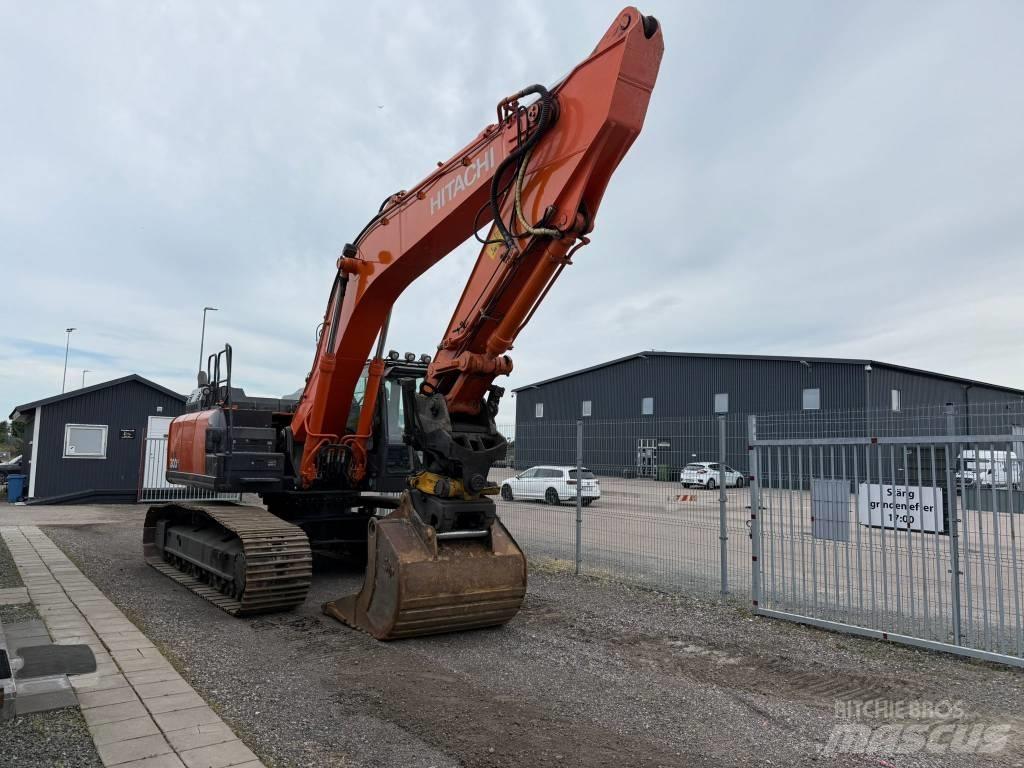 Hitachi ZX 300 LC-6 Kāpurķēžu ekskavatori