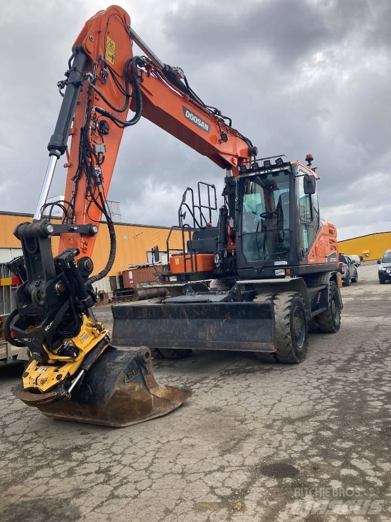 Doosan DX 170 W Ekskavatori uz riteņiem