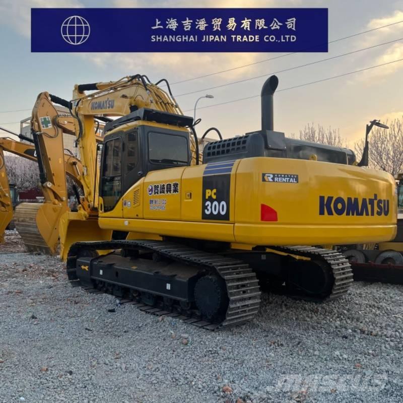 Komatsu PC 300 Kāpurķēžu ekskavatori