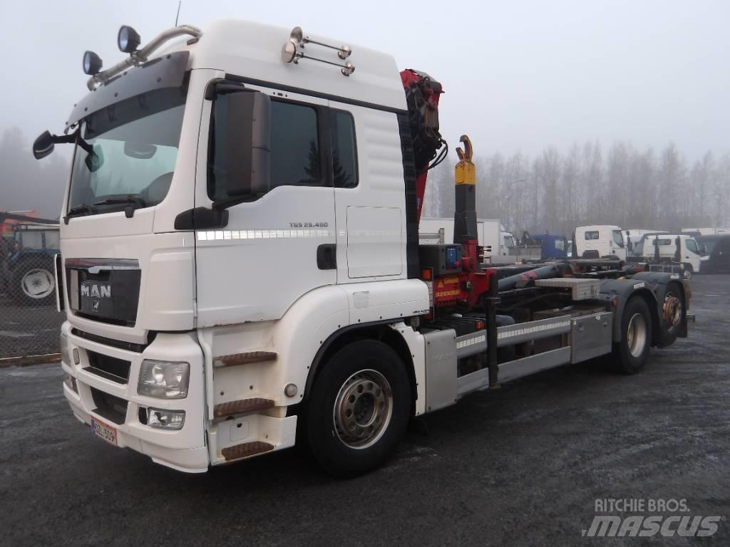 MAN TGS 26.480 6x2 Treileri ar āķi