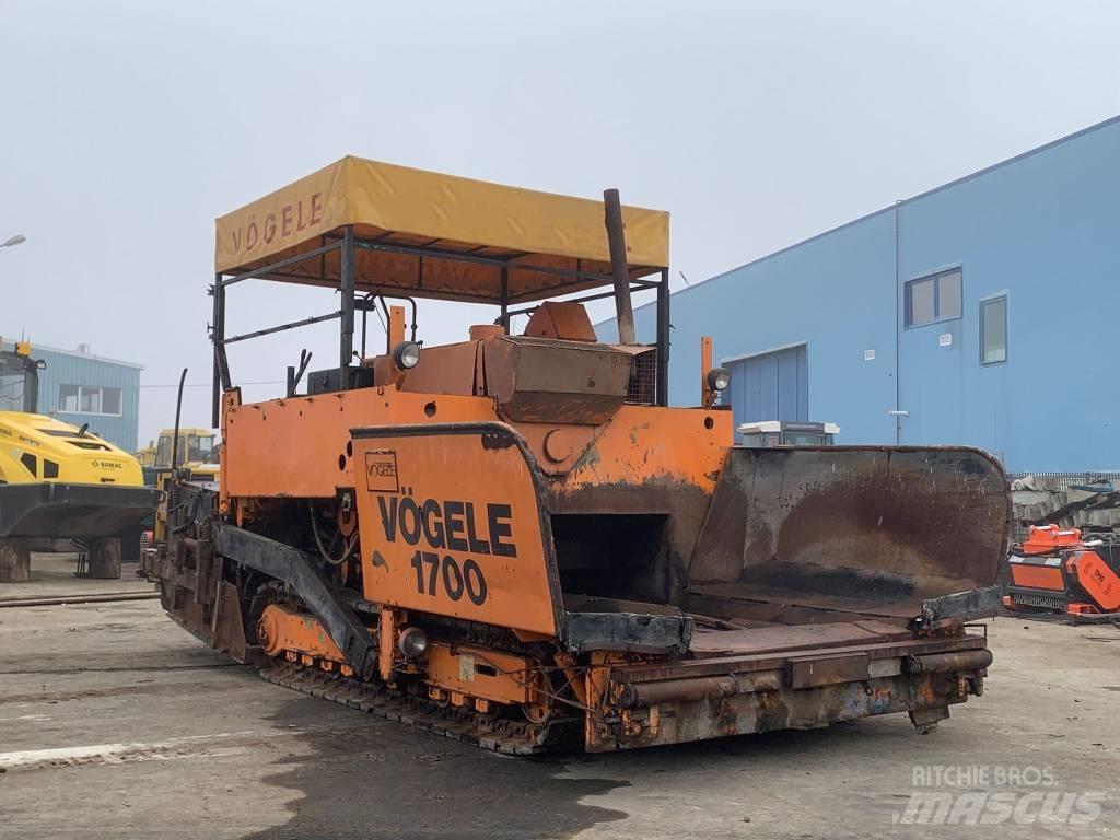 Vögele 1700 Asfalta klājēji