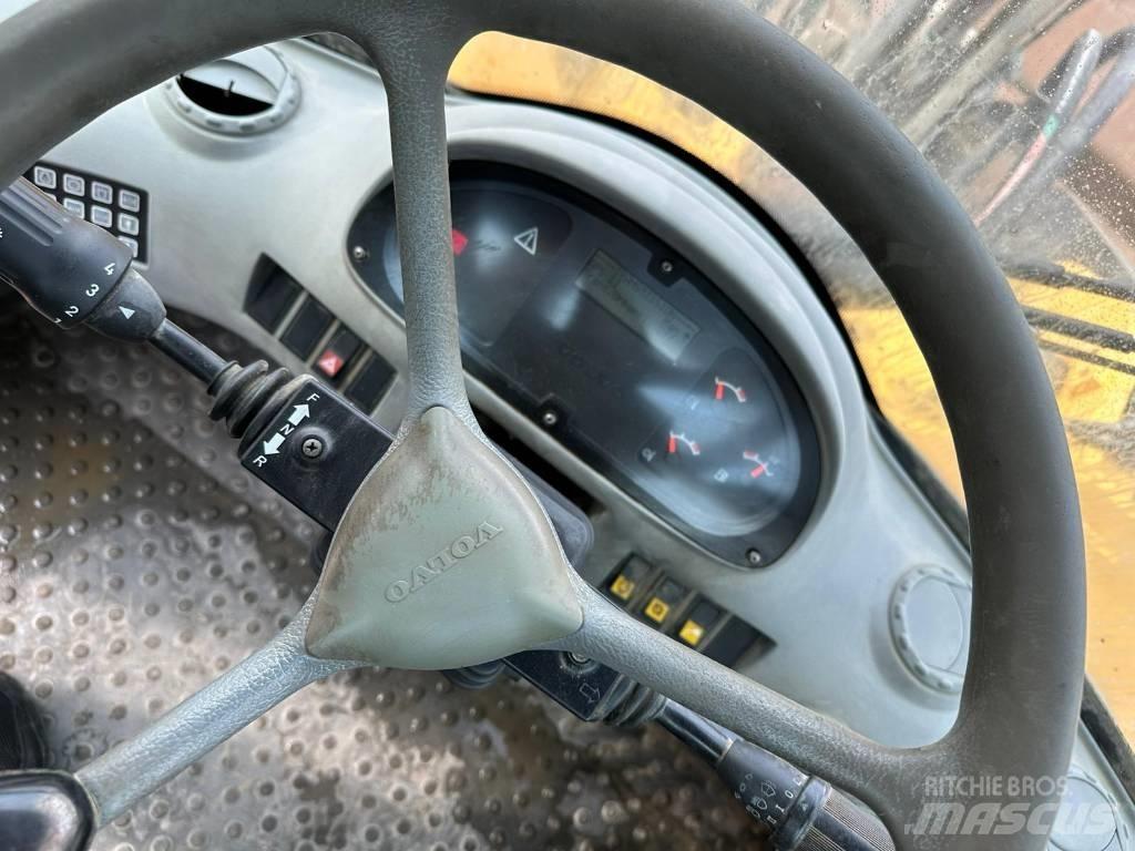 Volvo L180E Iekrāvēji uz riteņiem