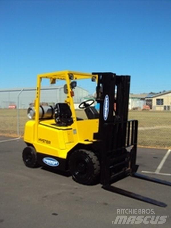 Hyster H 2.50DX Kravas mašīnām piestiprināmie pacēlāji